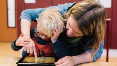 Speciaal basisonderwijs voor kinderen met cmb Speciaal basisonderwijs voor kinderen met cmb