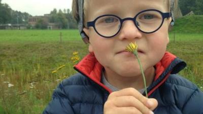 Siebren is doof en gaat naar Kentalis Mariëlla